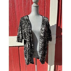 Short Sleeved Knitted Cheetah Print Black And Grey Cardigan Women's Plus Size